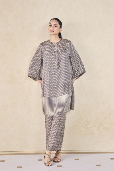 Bay Handcrafted Ajrakh Silk Co-ord - Grey